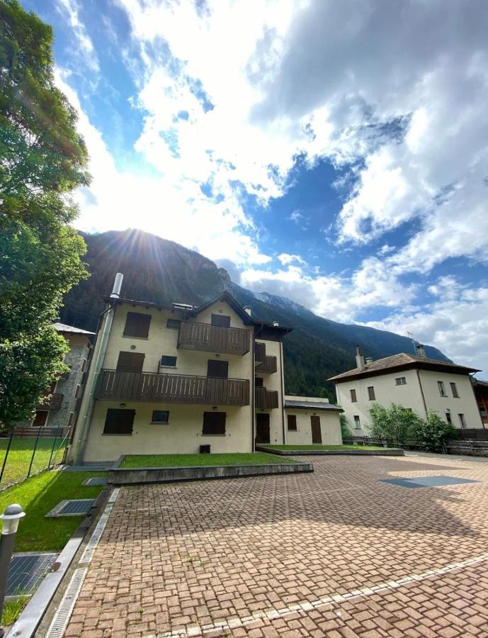 Bianchina - Bilocale Con Giardino Privato Apartamento Valdisotto Exterior foto
